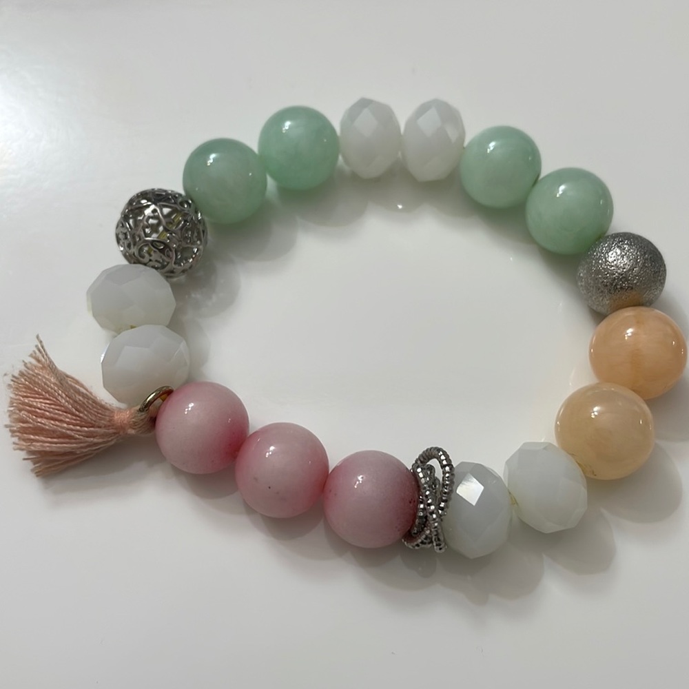 Bead bracelet